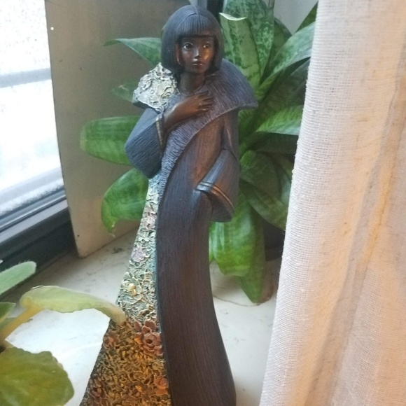 Parastone Other - 💎HP💎 Parastone Woman Figure